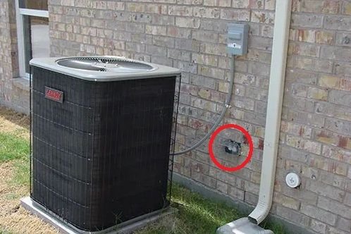 Cálculos eléctricos de aires acondicionados - Cables y protecciones <font color="E87D23">¡¡¡ PREMIUM !!!</font></strong> 6 Tomacorriente GFCI al lado de equipo de HVAC aire acondicionado